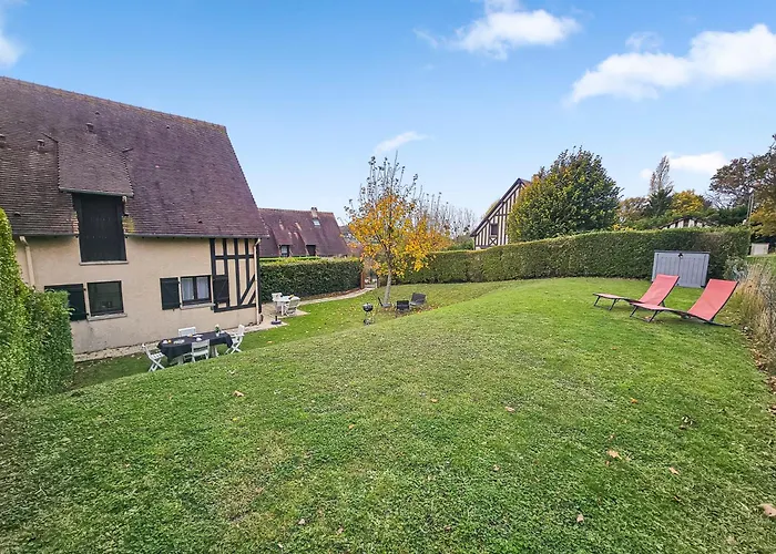 بيت للعطل Maison Paisible Avec Jardin A *